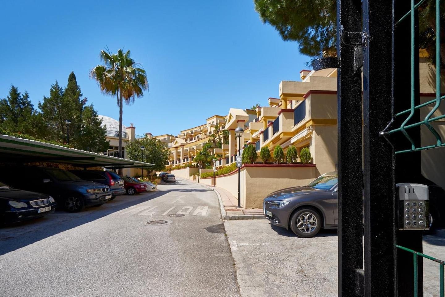 Oleholidays 526 Romana Playa Vistas Al Mar Marbella Ngoại thất bức ảnh