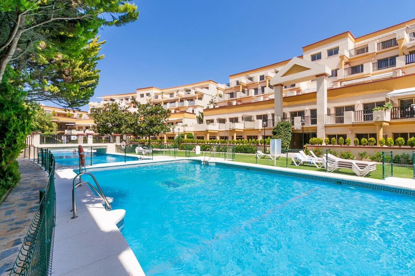 Oleholidays 526 Romana Playa Vistas Al Mar Marbella Ngoại thất bức ảnh